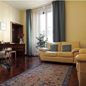 ** Affittacamere Aramis Deluxe Italia